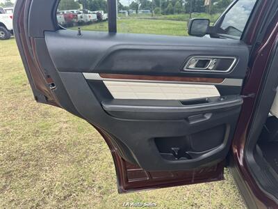 2018 Ford Explorer Platinum   - Photo 12 - Monroe, LA 71201