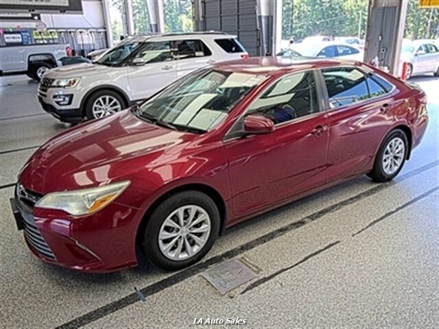2017 Toyota Camry LE - Photo 1 - Monroe, LA 71201
