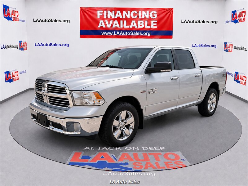 2016 RAM 1500 SLT  