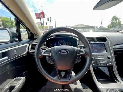 2020 Ford Fusion SE 4dr Sedan - Photo 15 - Monroe, LA 71201