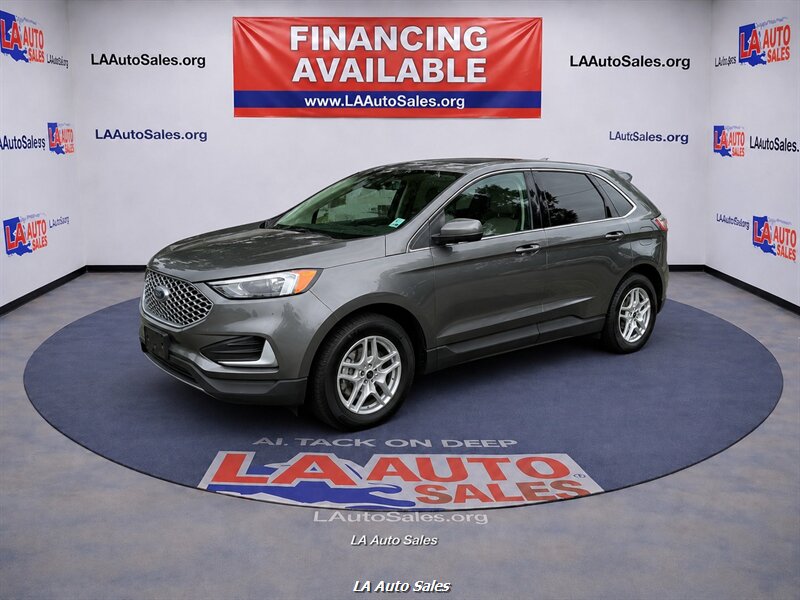 2023 Ford Edge SEL AWD's photo