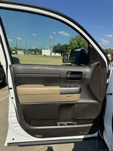 2010 Toyota Tundra Grade - Photo 14 - Monroe, LA 71201