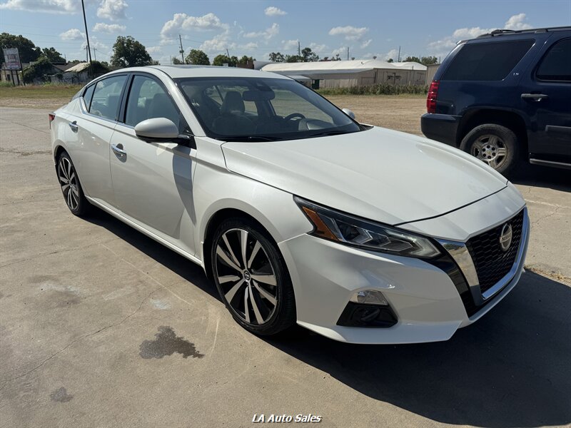 2019 Nissan Altima 2.5 Platinum  