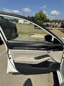 2019 Nissan Altima 2.5 Platinum - Photo 16 - Monroe, LA 71201