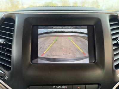 2021 Jeep Cherokee Latitude Plus 4dr SUV - Photo 13 - Monroe, LA 71201