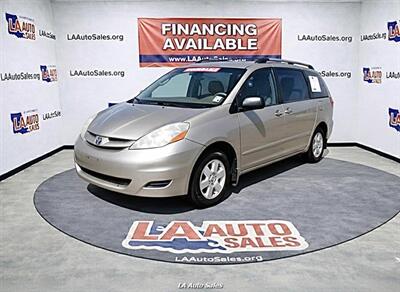 2006 Toyota Sienna LE 7 Passenger 4dr Mini Van   - Photo 1 - Monroe, LA 71201