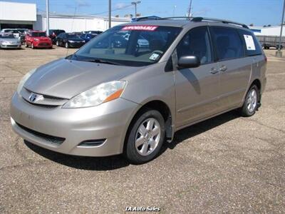 2006 Toyota Sienna LE 7 Passenger 4dr Mini Van   - Photo 7 - Monroe, LA 71201