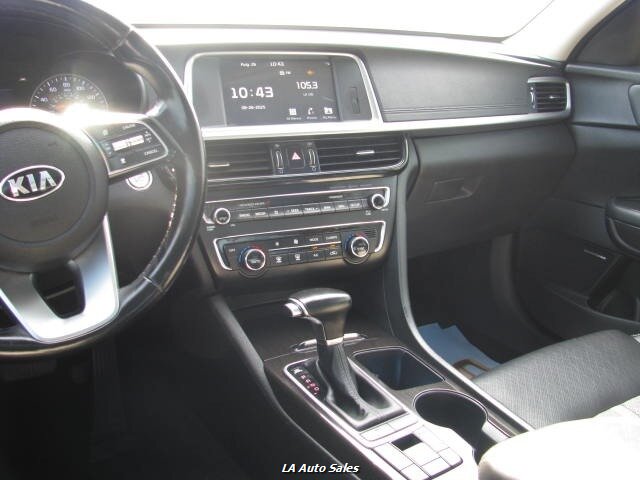 2020 Kia Optima EX Premium photo 12