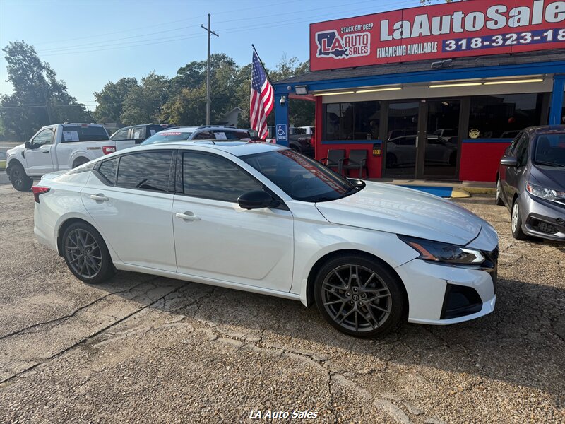 2023 Nissan Altima 2.0 SR   - Photo 1 - Monroe, LA 71201