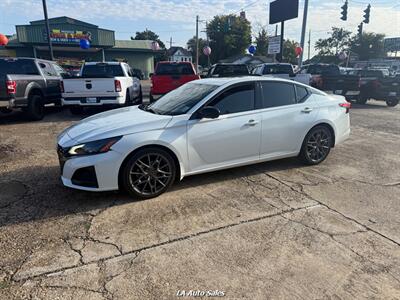 2023 Nissan Altima 2.0 SR   - Photo 2 - Monroe, LA 71201