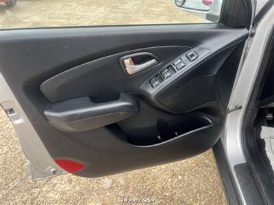 2010 Hyundai TUCSON GLS   - Photo 9 - Monroe, LA 71201