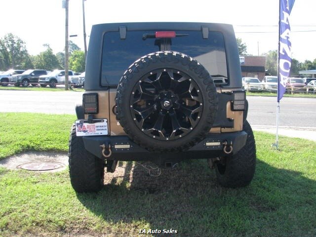 2015 Jeep Wrangler Unlimited Sport photo 4