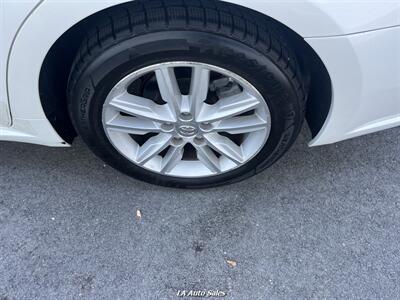 2013 Toyota Avalon XLE   - Photo 9 - Monroe, LA 71201