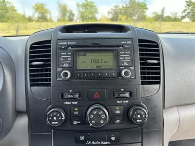 2011 Kia Sedona LX 4dr Mini Van LWB   - Photo 13 - Monroe, LA 71201
