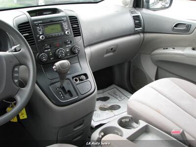 2011 Kia Sedona LX   - Photo 13 - West Monroe, LA 71225