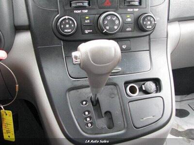 2011 Kia Sedona LX 4dr Mini Van LWB   - Photo 18 - Monroe, LA 71201