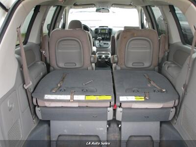 2011 Kia Sedona LX   - Photo 10 - West Monroe, LA 71225