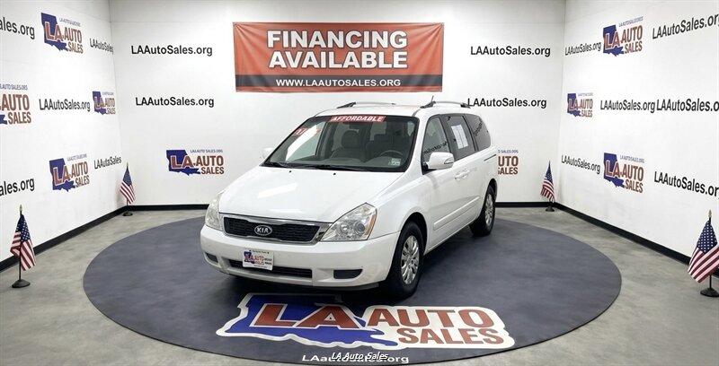 2011 Kia Sedona LX