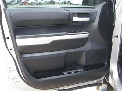 2015 Toyota Tundra SR5 4x4 TRD   - Photo 15 - Monroe, LA 71201