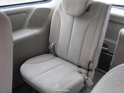 2011 Kia Sedona LX 4dr Mini Van LWB   - Photo 12 - Monroe, LA 71201