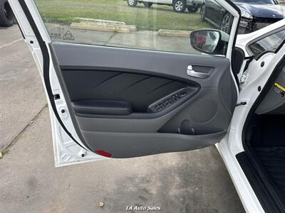 2018 Kia Forte LX - Photo 16 - Monroe, LA 71201