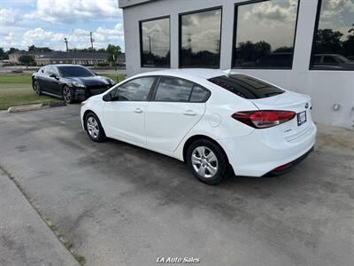 2018 Kia Forte LX - Photo 3 - Monroe, LA 71201