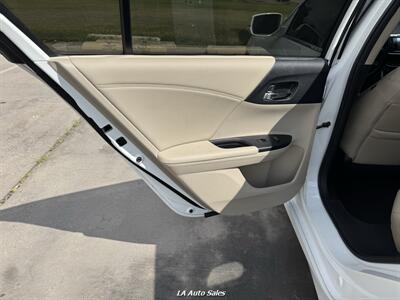 2017 Honda Accord Touring   - Photo 11 - Monroe, LA 71201
