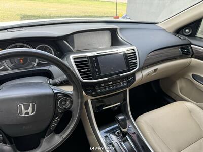 2017 Honda Accord Touring   - Photo 14 - Monroe, LA 71201