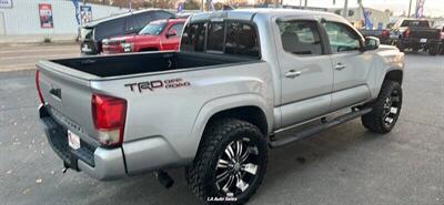 2020 Toyota Tacoma SR5 4x2 4dr Double Cab 5.0 ft SB   - Photo 8 - Monroe, LA 71201