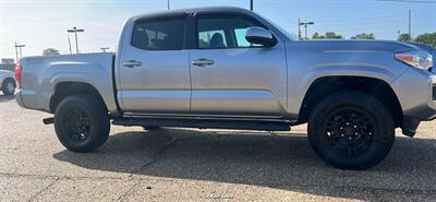 2020 Toyota Tacoma SR5   - Photo 2 - Monroe, LA 71201