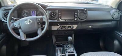 2020 Toyota Tacoma SR5 4x2 4dr Double Cab 5.0 ft SB   - Photo 11 - Monroe, LA 71201