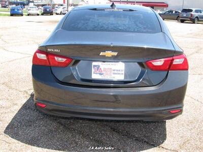 2018 Chevrolet Malibu LS 4dr Sedan   - Photo 4 - Monroe, LA 71201