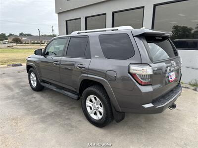 2016 Toyota 4Runner SR5 - Photo 3 - Monroe, LA 71201