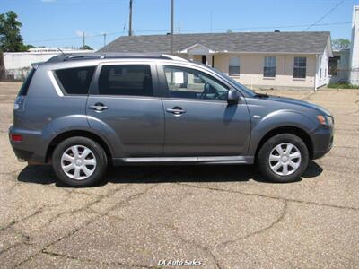 2012 Mitsubishi Outlander ES   - Photo 2 - West Monroe, LA 71225