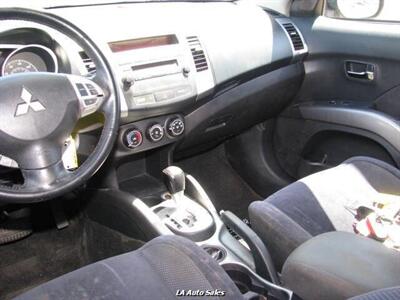 2012 Mitsubishi Outlander ES 4dr SUV   - Photo 12 - Monroe, LA 71201