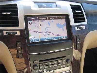 2013 Cadillac Escalade Luxury 4dr SUV   - Photo 19 - Monroe, LA 71201