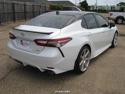 2019 Toyota Camry XSE 4dr Sedan   - Photo 3 - Monroe, LA 71201