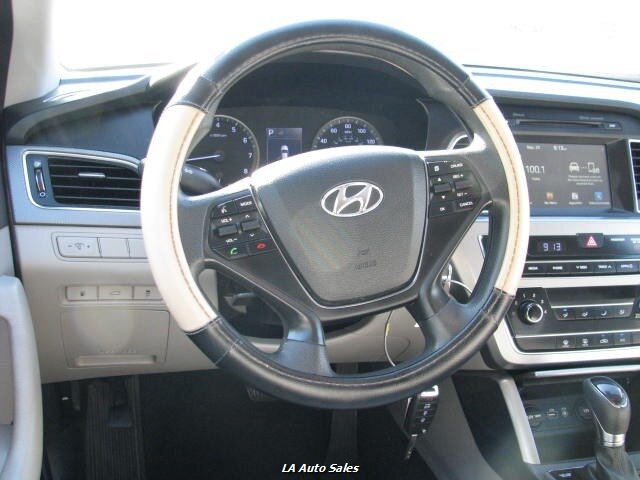 2016 Hyundai Sonata SE Eco photo 9