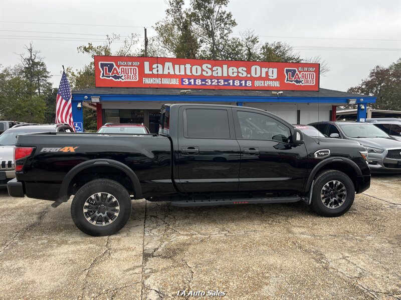 2021 Nissan Titan XD SV  