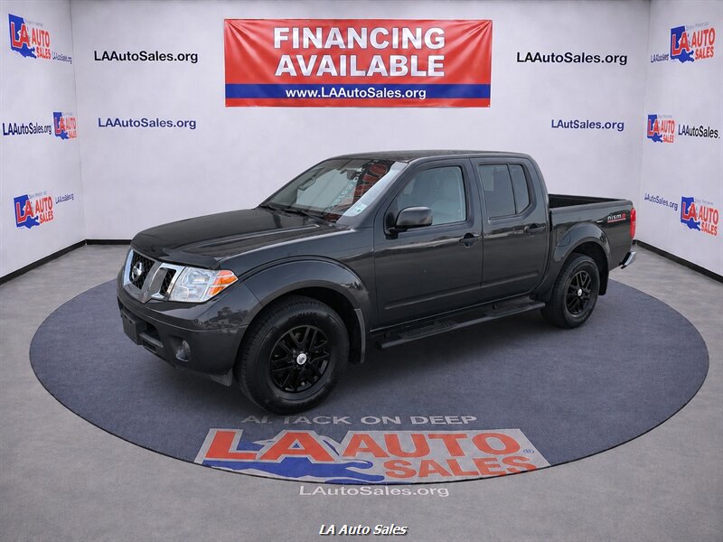 2014 Nissan Frontier 4.0 SV Crew Cab 4X2 AT SWB's photo