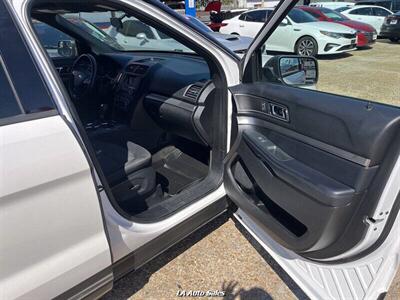 2018 Ford Explorer XLT 4dr SUV - Photo 12 - Monroe, LA 71201