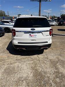 2018 Ford Explorer XLT 4dr SUV - Photo 5 - Monroe, LA 71201