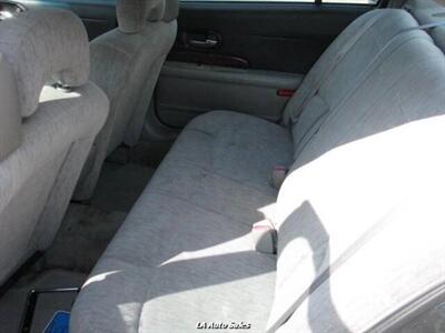 2004 Buick LeSabre Custom 4dr Sedan   - Photo 9 - Monroe, LA 71201