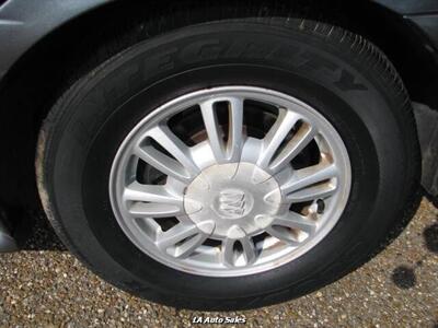 2004 Buick LeSabre Custom 4dr Sedan   - Photo 8 - Monroe, LA 71201