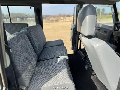 1991 Land Rover Defender 110   - Photo 35 - Monroe, LA 71201