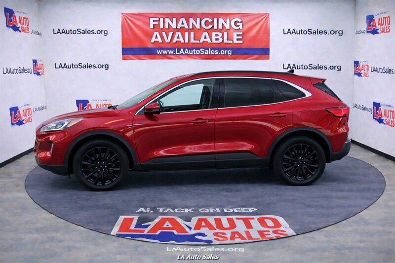 2020 Ford Escape Titanium   - Photo 1 - Monroe, LA 71201
