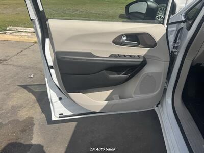 2024 Chrysler Voyager LX   - Photo 16 - Monroe, LA 71201