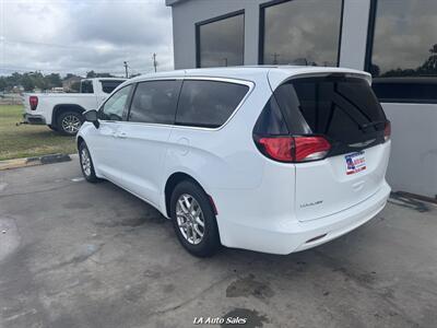2024 Chrysler Voyager LX   - Photo 3 - Monroe, LA 71201