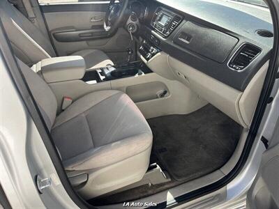 2016 Kia Sedona L 4dr Mini Van   - Photo 10 - Monroe, LA 71201