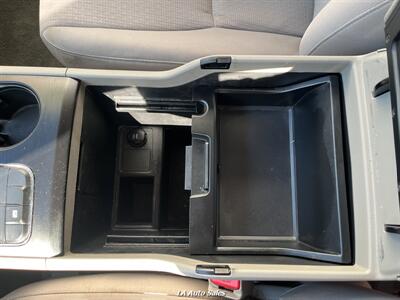 2016 Kia Sedona L   - Photo 13 - Monroe, LA 71201